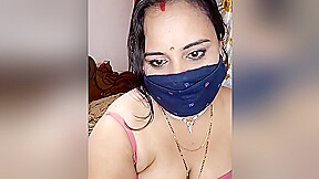 Today Exclusive- Super Hot Desi Bhabhi Showing Her Big Boobs And Fingerring