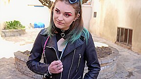 Trixy, 21, make-up artist in Bordeaux!