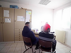 Une Docteur Nympho Propose De Se Faire Defoncer Par Ses Patients Contre Des Pass Sanitaires !!!!