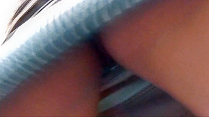 Upskirt No Panty Phat Ass Meaty Lips