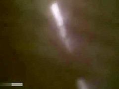 Upskirt a cale&ntilde_a buena