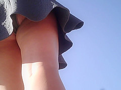 Upskirt on campus!