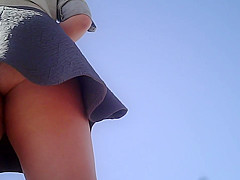 Upskirt on campus!
