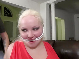 Vicious Vamp Gets Tied