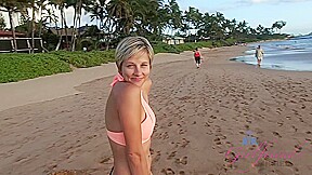 Virtual Vacation On Hawaii With Short Blonde Hair Slut Makenna Blue 1/9