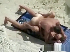 Voyeuring Step mom with her holiday lover at beach
