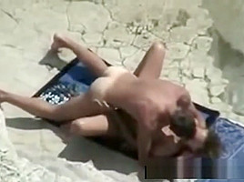 Voyeuring Step mom with her holiday lover at beach