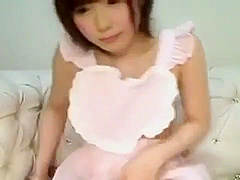 Webcam Beauty And Her Toys Have Solo Sex