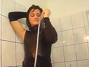 Wetlook bath