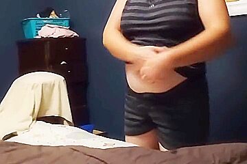 Wife Plays With Pussy For Her Fans