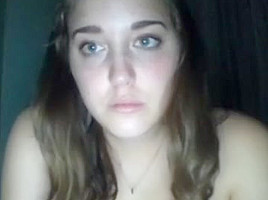 Y0urG1rlN3xtDo0r
