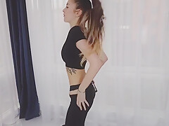 Yoga Ended With A Cumshot On The Stomach With Sola Zola