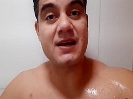Yuri Gaucho Banho 12 Min