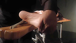 ass tickled