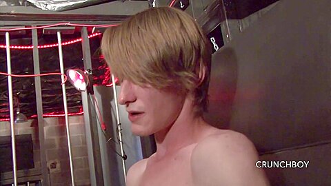 blowjob session in cruising - CrunchBoy