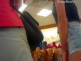 candid booty shortz