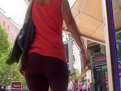 candid latina booty
