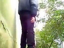 exhibe dans un parc jolimont