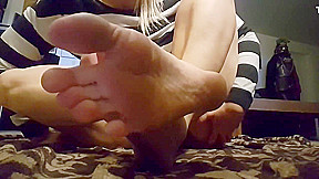 feet crushing purples nails