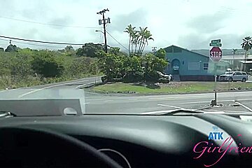 hawaii vacation with Elsa