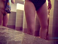 in public pool showers 773