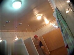 in public pool showers 889