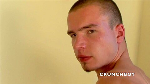 innocent straight masturbates for 150 euros - CrunchBoy