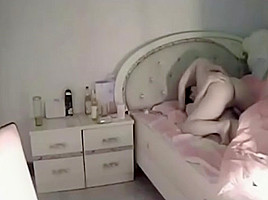 【成人论坛】居家夫妻做爱忘关摄像头 被黑客入侵2