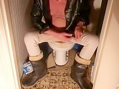 nlboots - boots and lengthy johns (throne room)