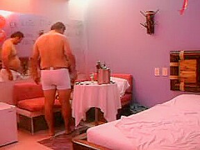 pareja colombia motel armenia