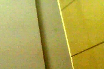 pissing 93