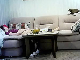 russian mature chic have a fun wuth her pussy