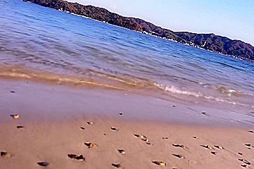 京都の海で野外露出t゙ート!興奮した変態彼女は手コキフェラで早漏m男の精子をごっくんしちゃいました Japanese Amateur teen 18+ Outdoor Sex In Public Sea