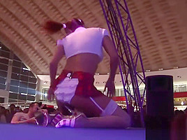 wild lesbian pornshow on stage